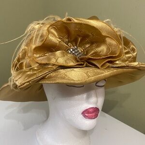 Pretty Church / Dress Hat by Natasia